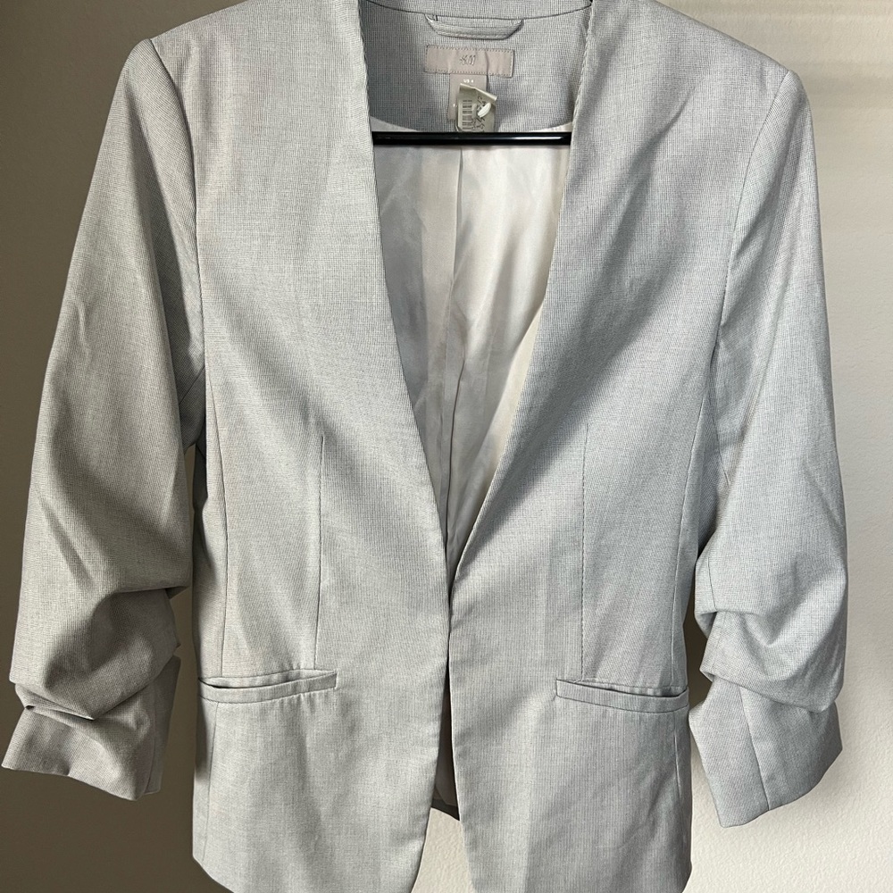 H&M blazer with metal clasp size 4